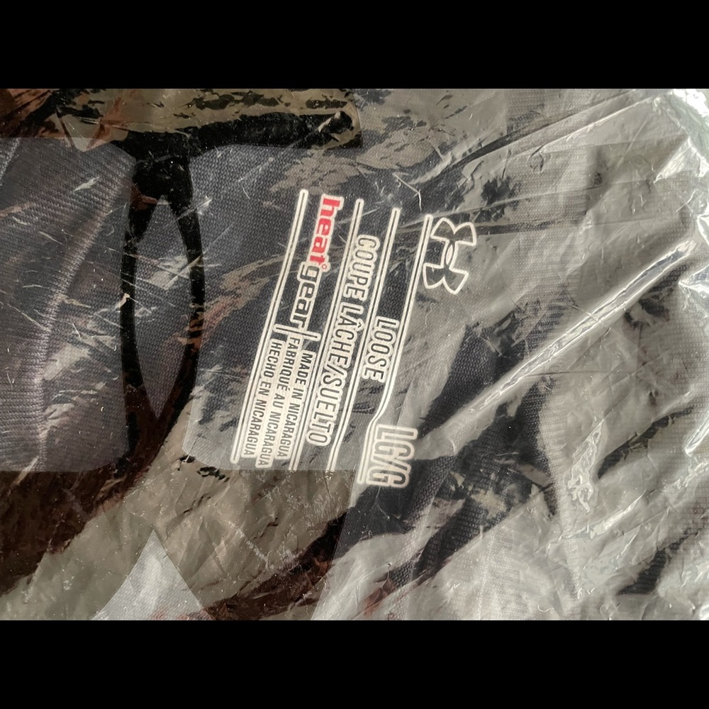 BRAND NEW MENS UNDER ARMOUR SHIRT FOR SALE SIZE LARGE! - Picture 4 of 4